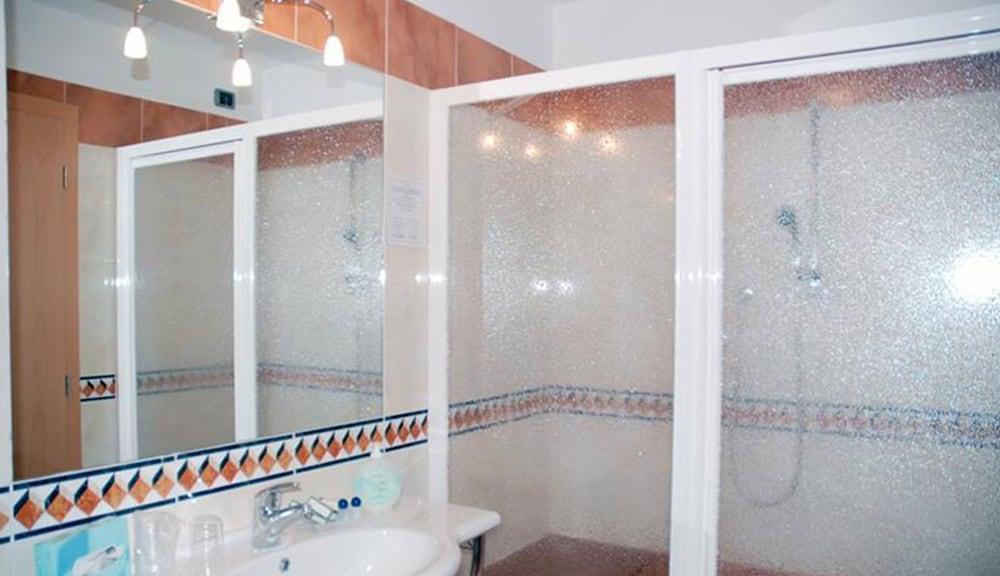 Hotel Baia 4*